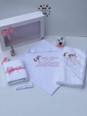 Trusou botez clasic Unicorn, 8 piese