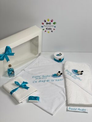 Trusou botez clasic, Mickey