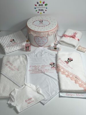 Trusou botez deluxe, Minnie