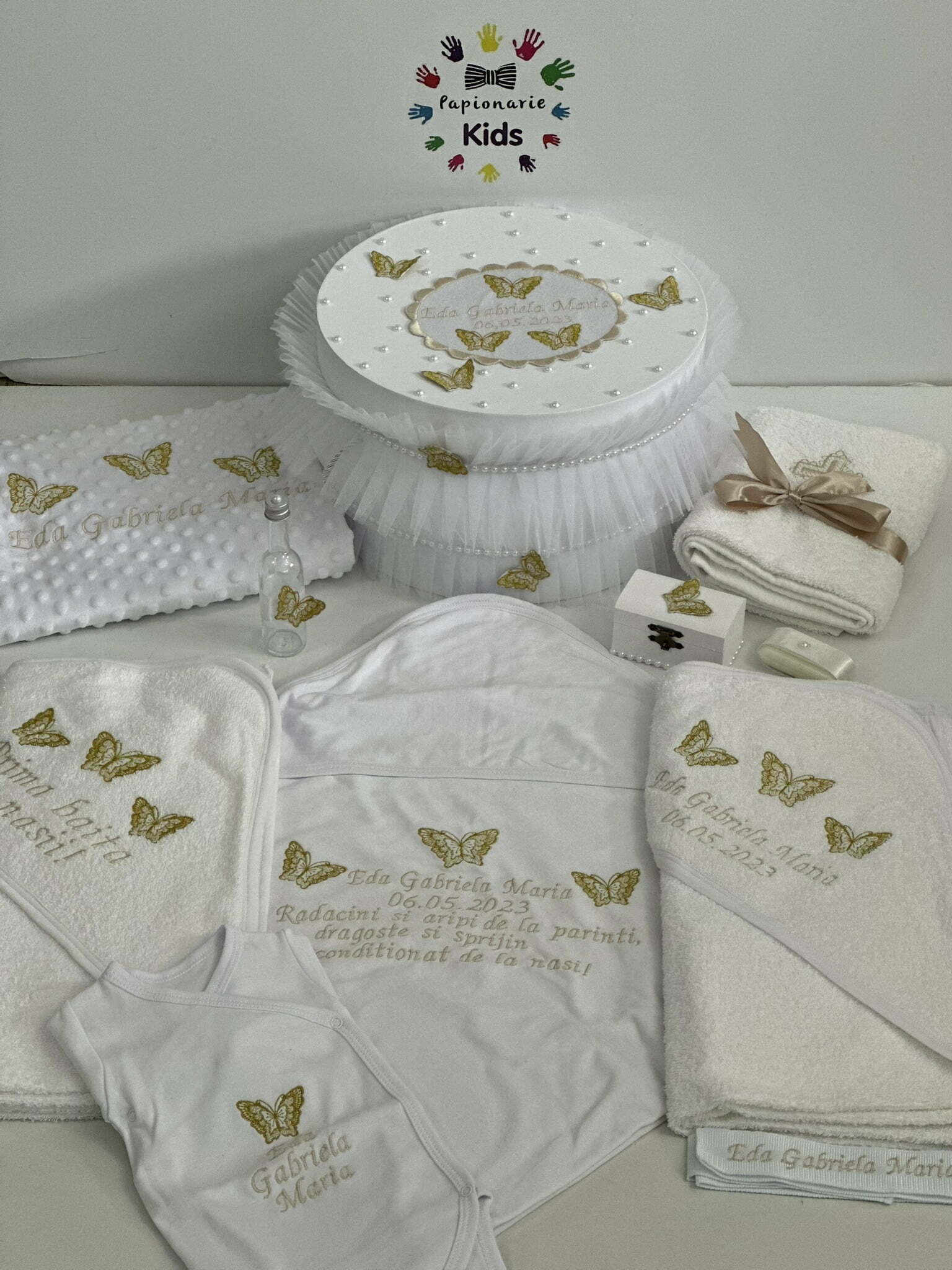 Trusou botez Deluxe Fluturi